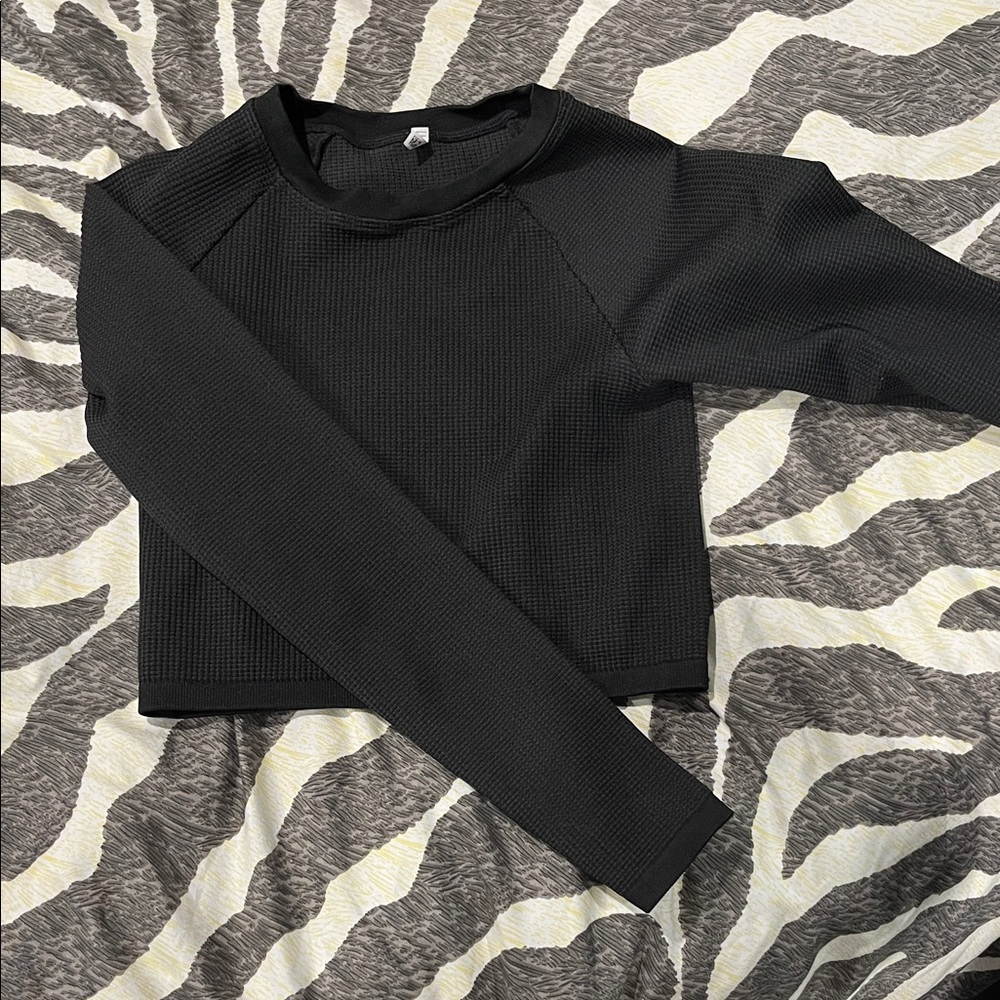 Aerie Black Long Sleeve Crop Top
